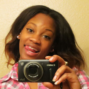 Meet your Posher, Elaine